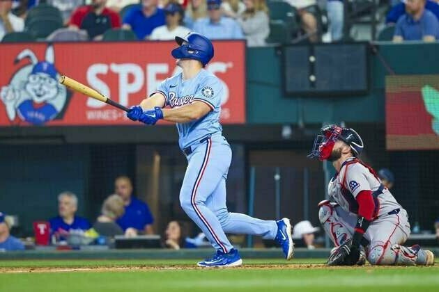 Wyatt Langford, Adolis Garcia homer to push Rangers past Red Sox