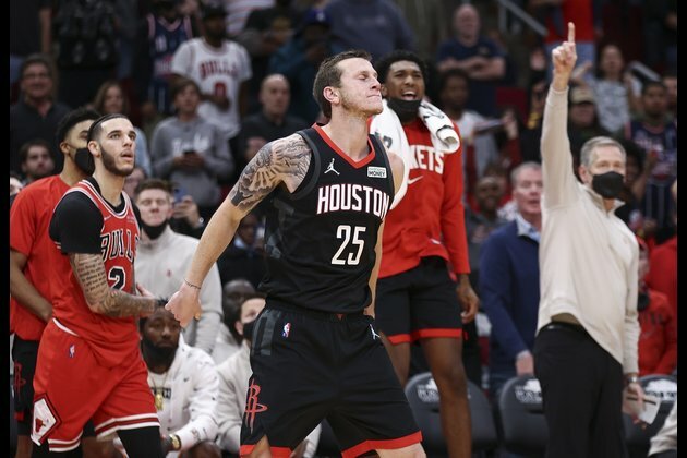 NBA roundup: Rockets beat Bulls, end 15-game drought