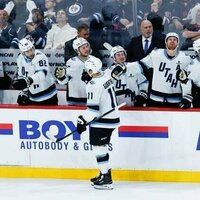 Early-season plot twist: West-best Mammoth face struggling Oilers