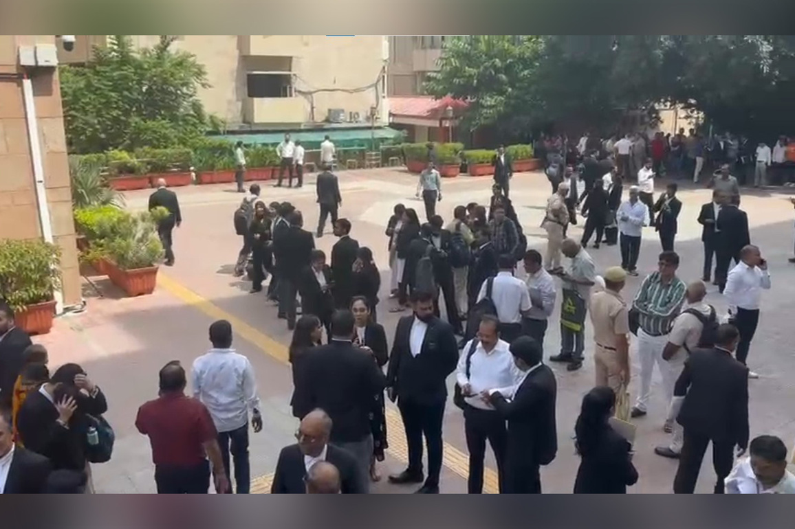 Work resumes at Delhi High Court: HC Bar Association President N Hariharan