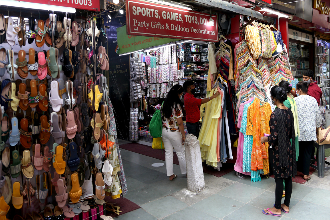 Recent rally in gold prices lifts household net worth, but consumption didn't rise: Report