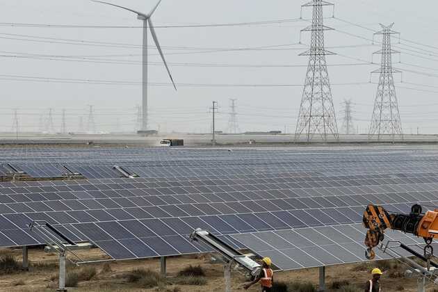 India's installed solar capacity rises 57-fold since 2014 to 162.15 GW, Govt tells parliament