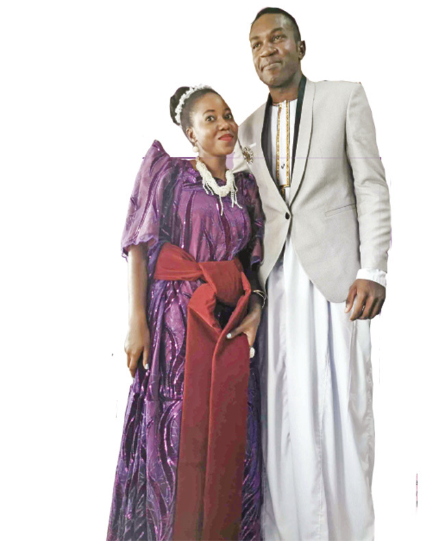  usasizi and abirye during their wanjula