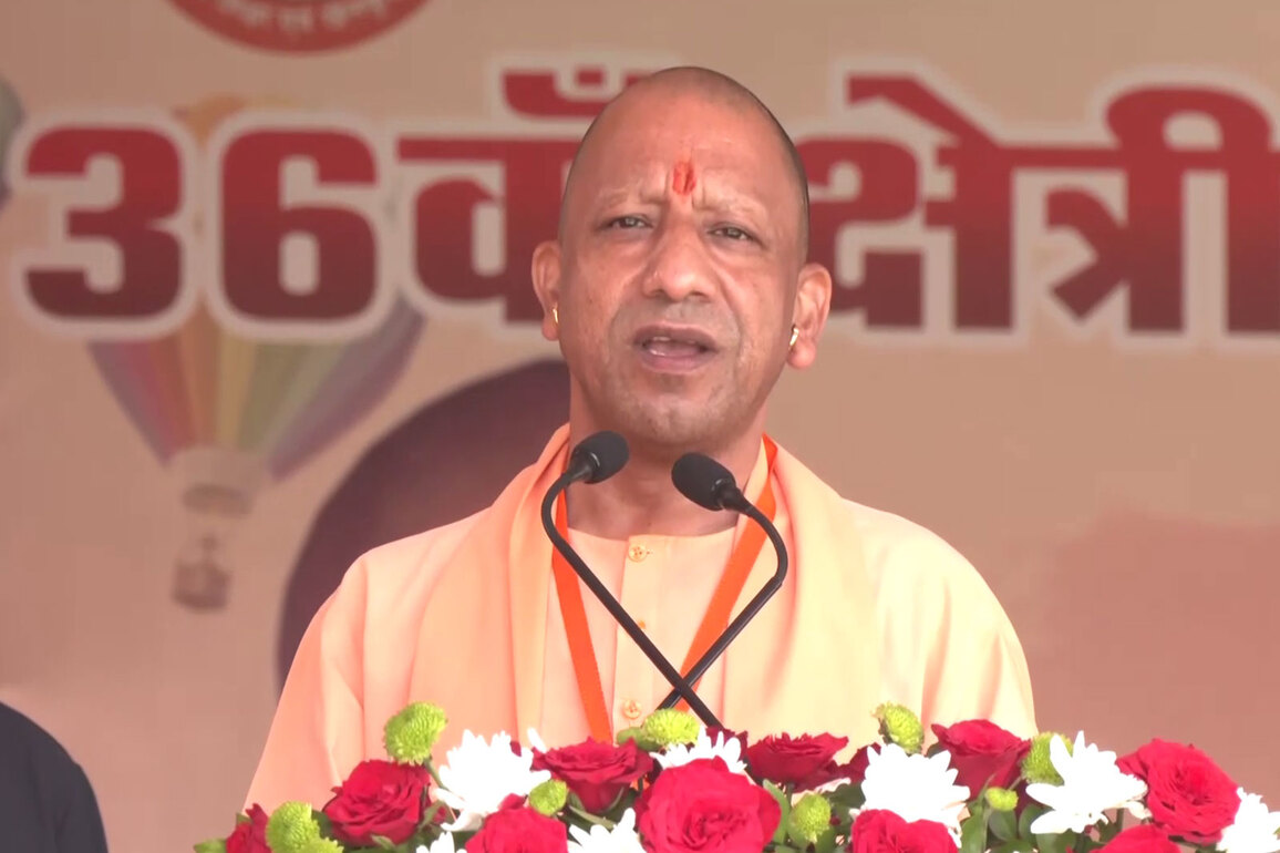 "Vidya Bharati is nurturing India's traditions, ideals without discrimination": CM Yogi at 36th Regional Sports Festival in Jhansi