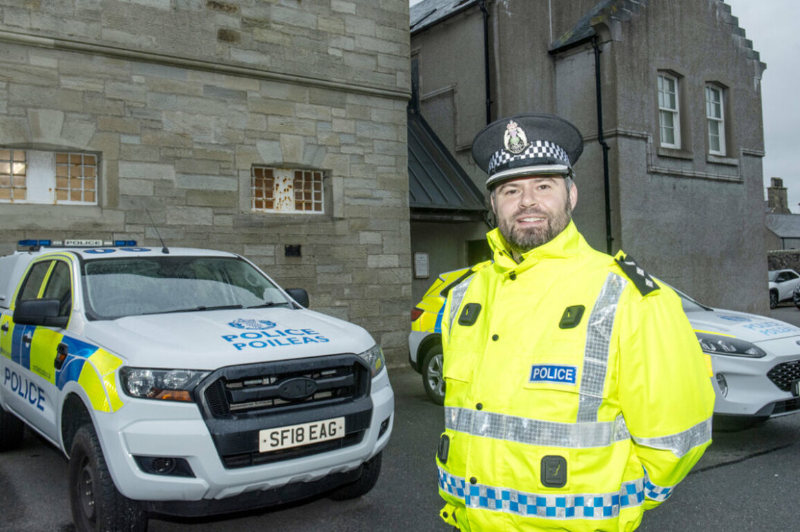 Hero cops save life with quick thinking actions - The Shetland Times Ltd