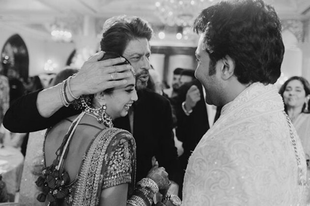 In Pics: Shah Rukh Khan hugs newlyweds Aadar Jain, Alekha Advani, showers blessings on them
