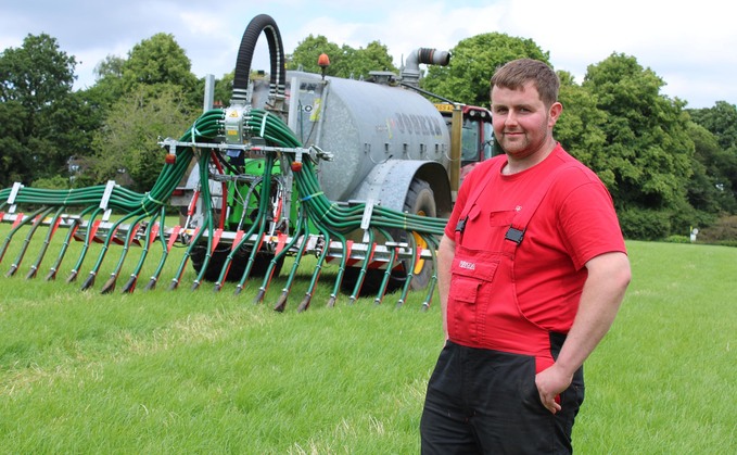 Callum Fernihough has chose to use a trailing show applicator for slurry.