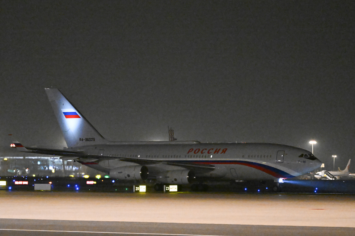 CHINA-BEIJING-RUSSIA-PUTIN-ARRIVAL (CN)