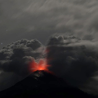(SpotNews)INDONESIA-EAST NUSA TENGGARA-VOLCANO-ERUPTION