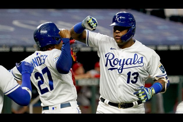 Perez, Cordero each homer twice as Royals rip Cards