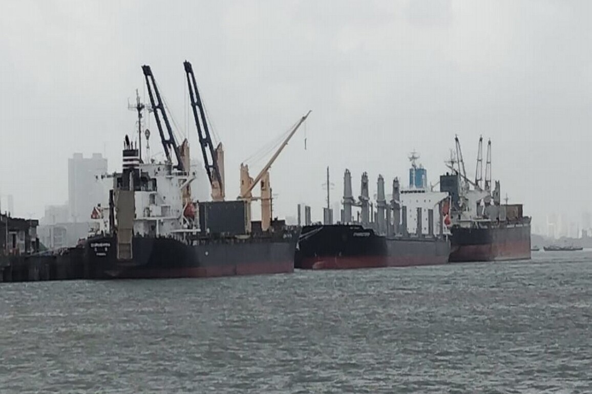 Global crude oil prices may hit USD 120/barrel in short term, USD 150 if gulf war extends over a month: Kotak's Chainwala