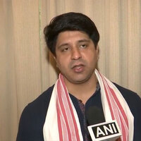'Remote-controlled president': BJP's Poonawalla on Kharge's 'ask Rahul Gandhi' remark