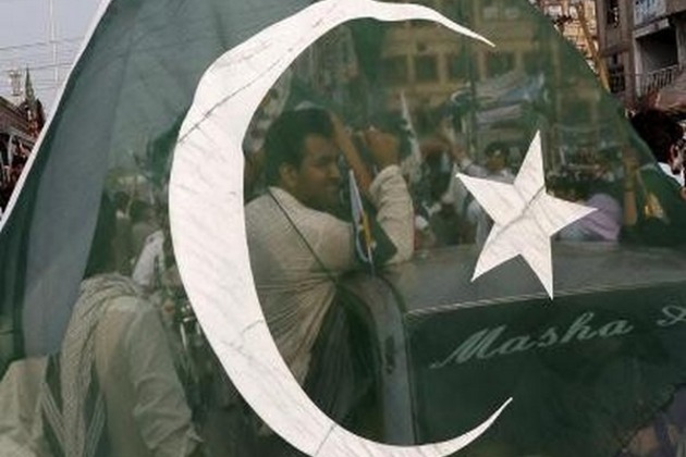 Pakistan misses FY 2024-25 growth target, eyes USD 4.9 billion in external loans