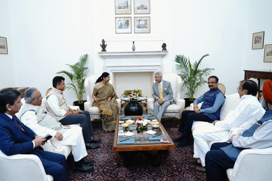 "Despite political differences, we stand together," Kanimozhi after meeting EAM Jaishankar along with all-party delegation