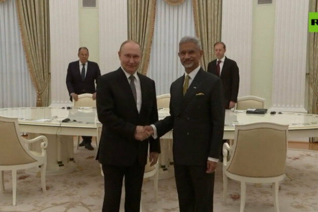 Putin to visit India by years end  Moscow