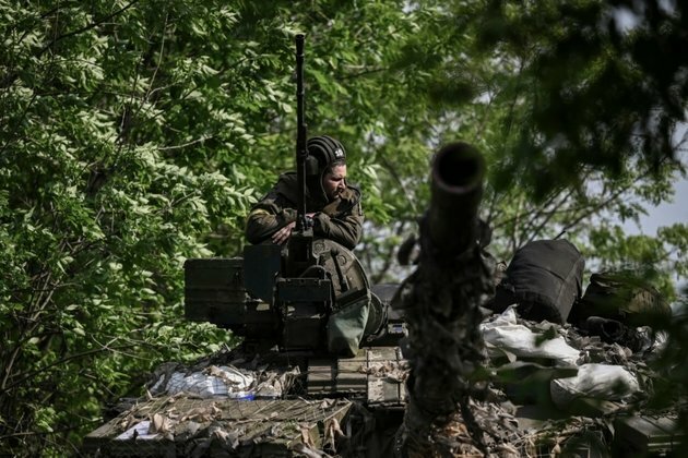 Russia Ramps Up Assaults in Eastern Ukraine