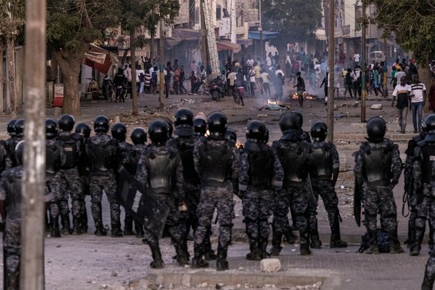 Senegal Government Cuts Mobile Internet Access Amid Deadly Rioting