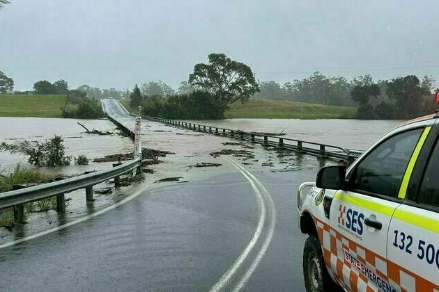 NSW is copping rain and flooding while parts of Australia are in drought. What's going on?