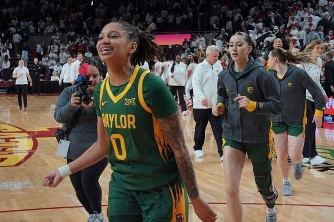 Women's Top 25 roundup: No. 18 Baylor stays in race for top Big 12 seed