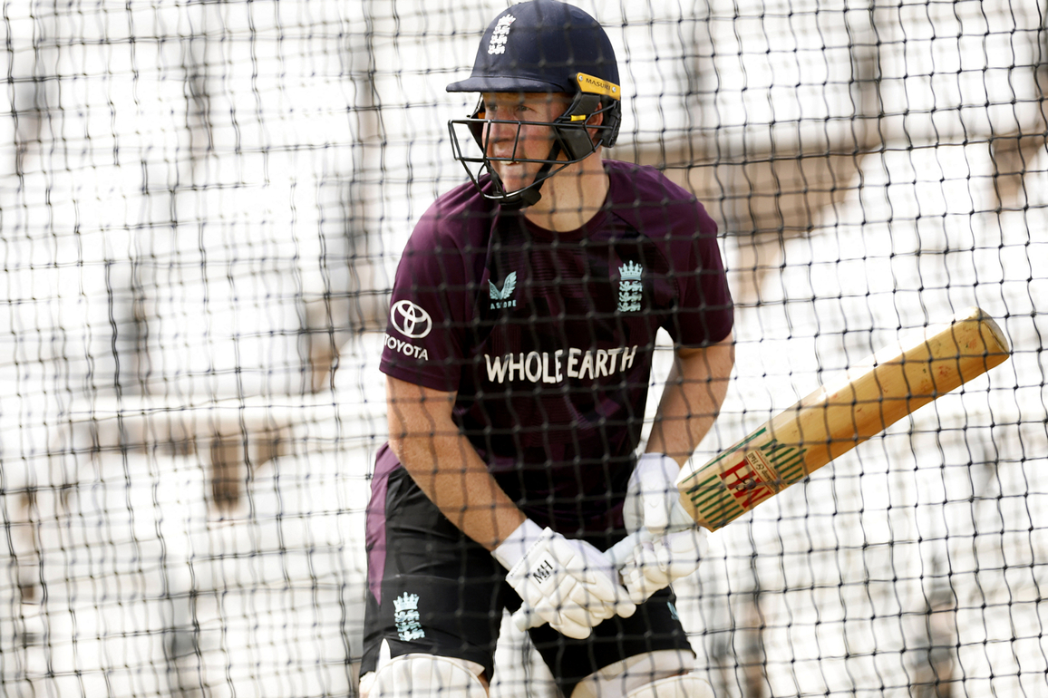 England XI cruise to 8-wicket win over PM's XI in pink-ball warm-up