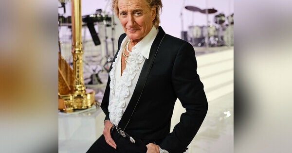 Rod Stewart nearly faints during Utah concert, returns to finish seated