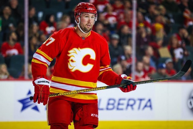 Free agent F Nick Ritchie joins Blues on tryout