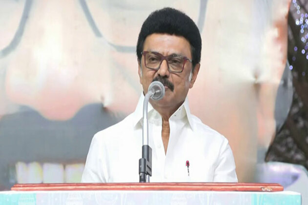 MK Stalin partakes in Ramzan festivities; 2,500 people recieved gifts