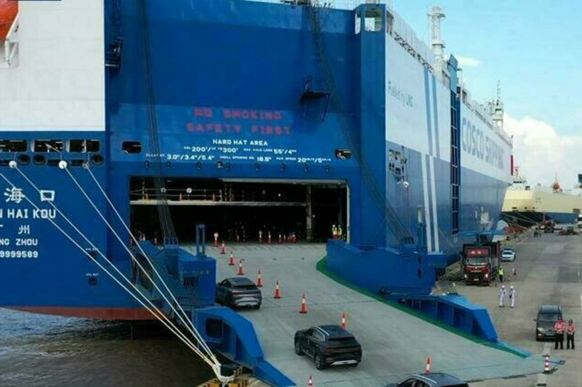 China's large PV, LNG dual-fuel car carrier vessel completes 1st trip