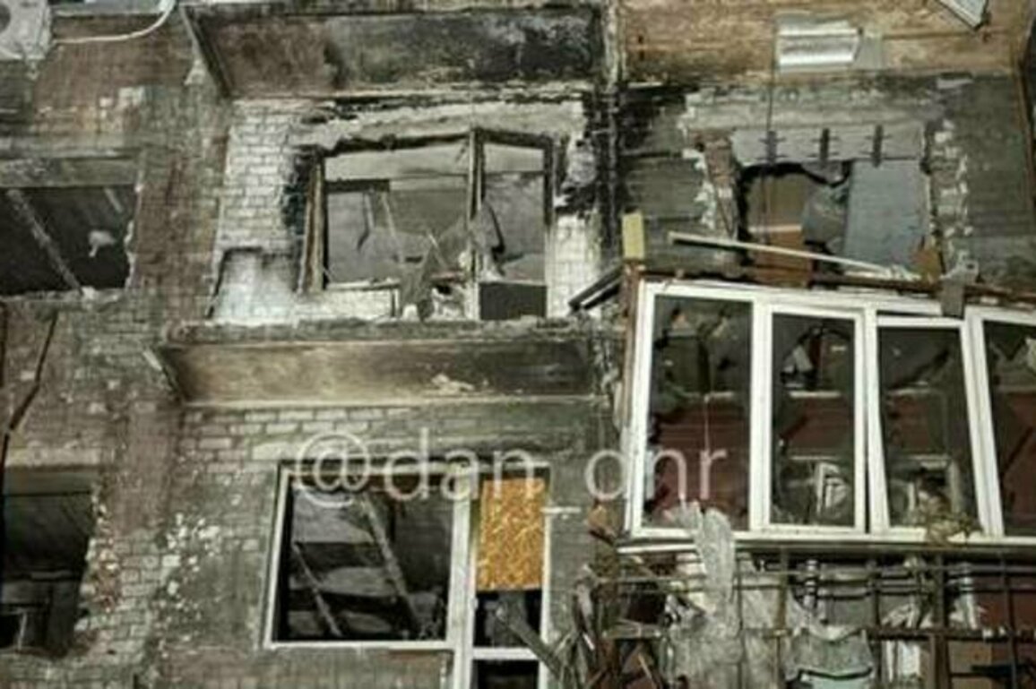Ukraine hits residential district in Russian city ahead of summit (PHOTOS)