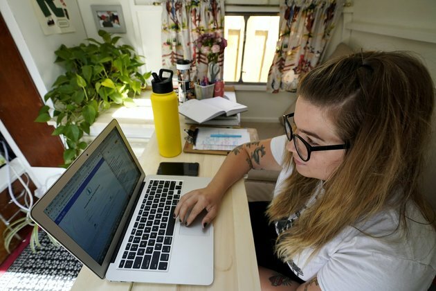 State efforts to close the K-12 digital divide may come up short