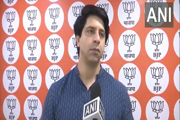 "Disrespect to Dalit leader": BJP's Poonawalla slams Congress on Kharge's remark