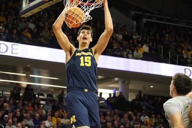 No. 2 Michigan overcomes season-high 16-point deficit to down Northwestern