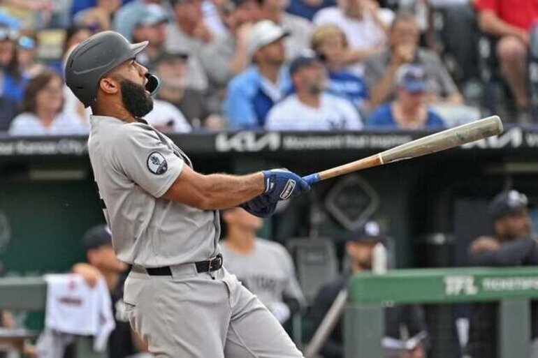 MLB roundup: Yankees smack 6 homers, manhandle Royals