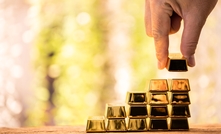 Gold back on the march