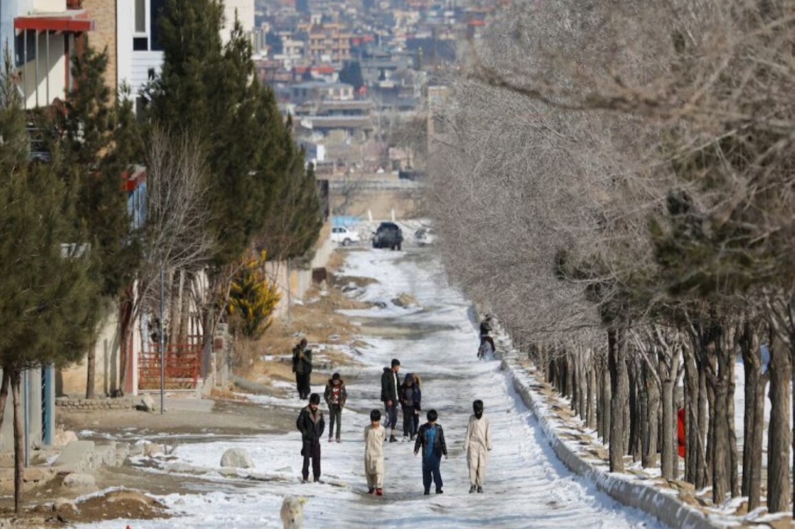 Displaced families appeal for shelter, aid as winter worsens in Kabul