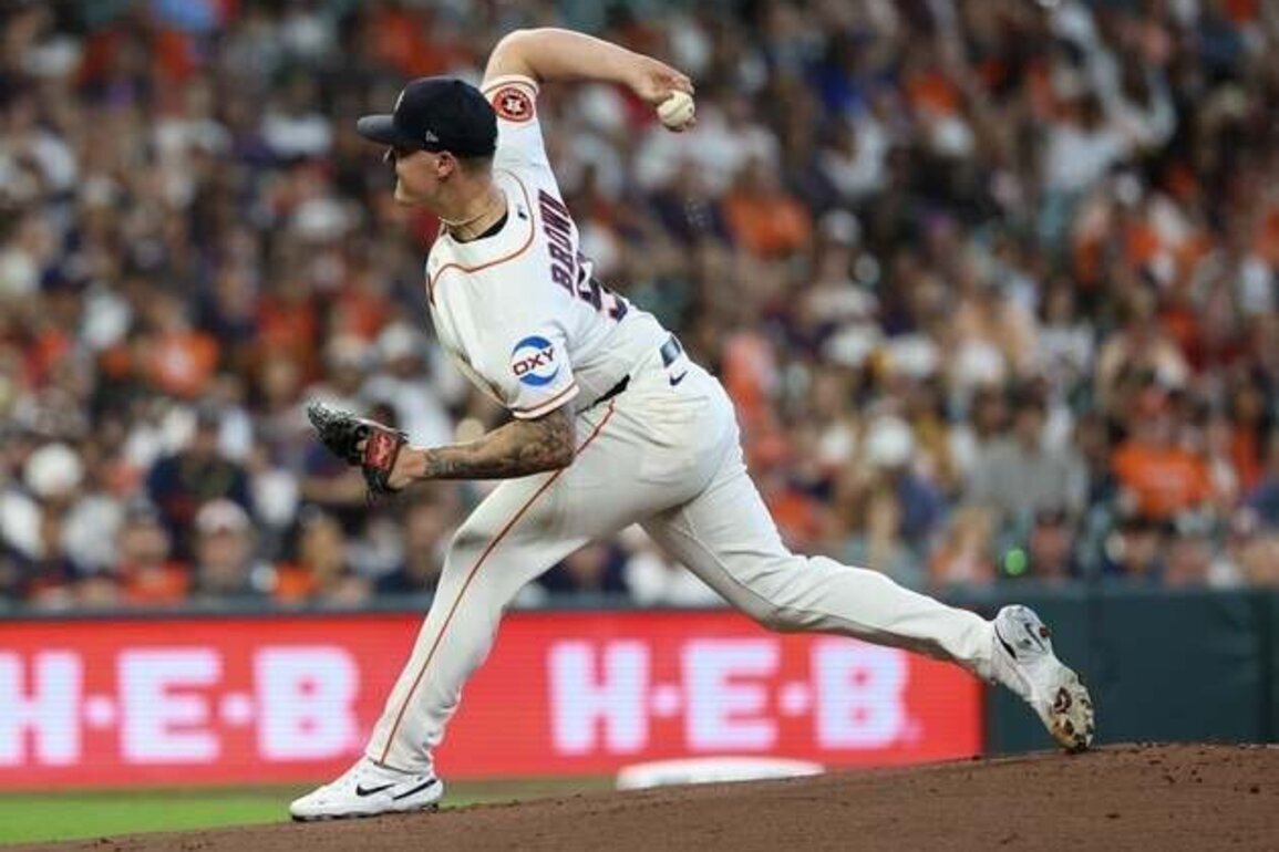 Astros ace Hunter Brown (shoulder) placed on 15-day IL