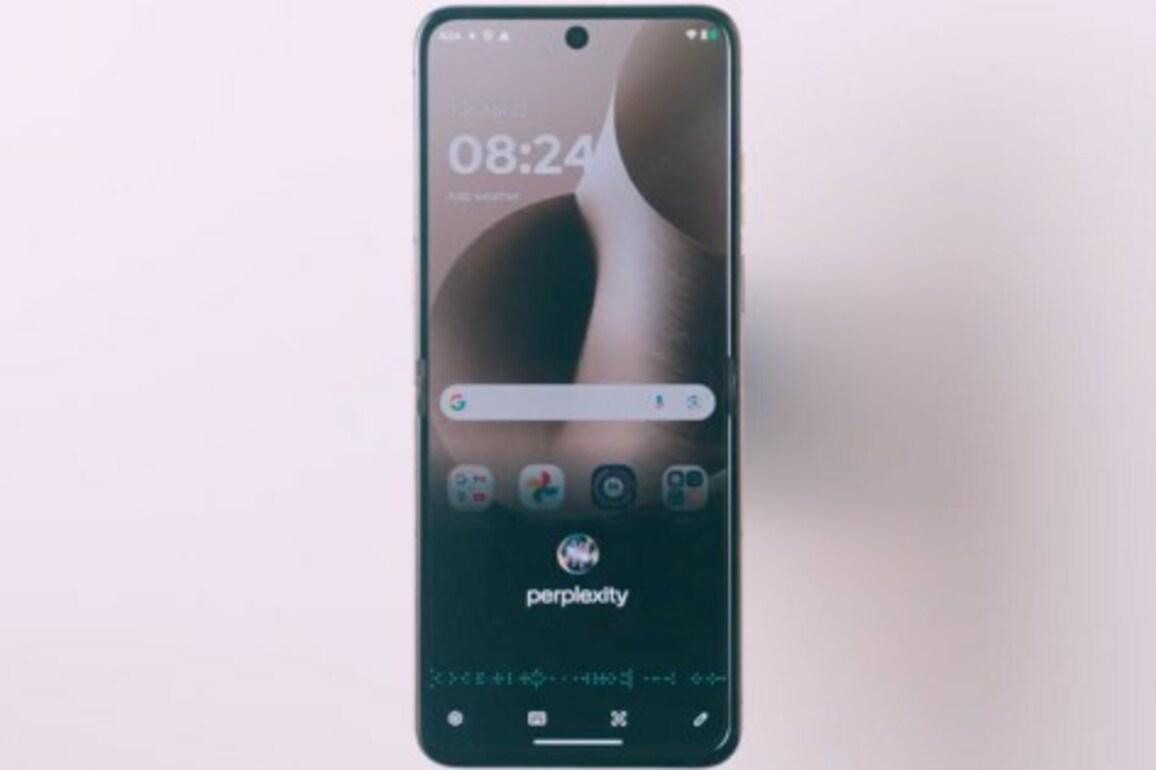Perplexity, Fresh Off Google Search Antitrust Testimony, Lands Global Motorola Deal
