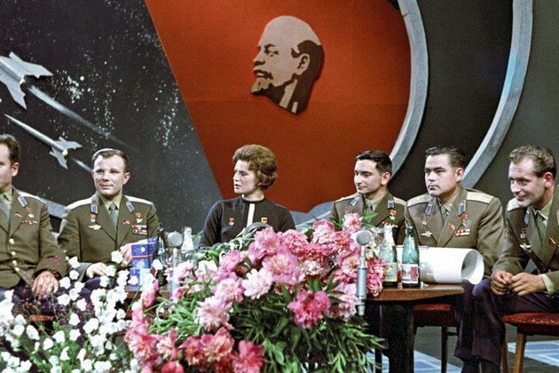 Why does Russia send so few women to space