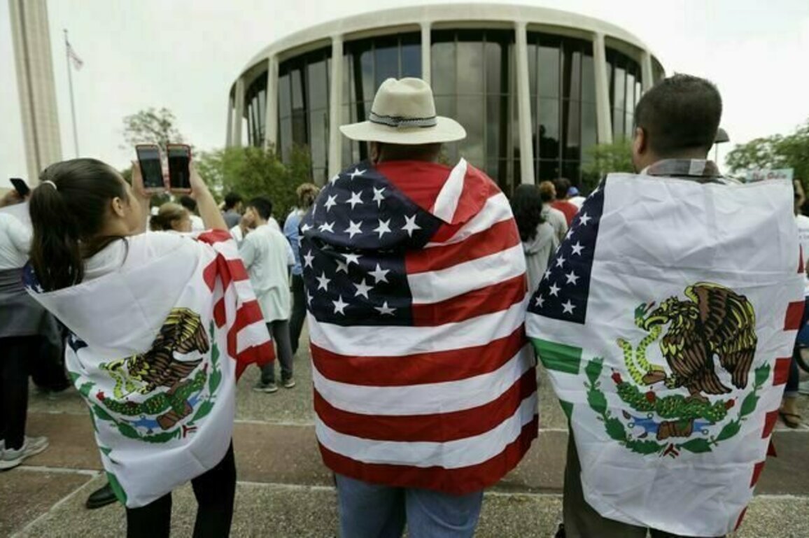 Sanctuary cities in the US were born in the 1980s as Central American refugees fled civil wars