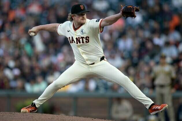 Pitchers take center stage as Giants, Marlins meet
