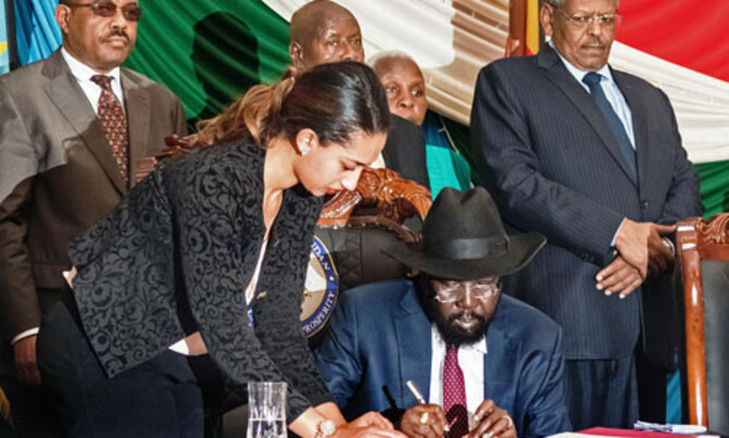 White House warns S.Sudan's Kiir over peace deal 'reservations' White House warns S.Sudan's Kiir over peace deal 'reservations'
