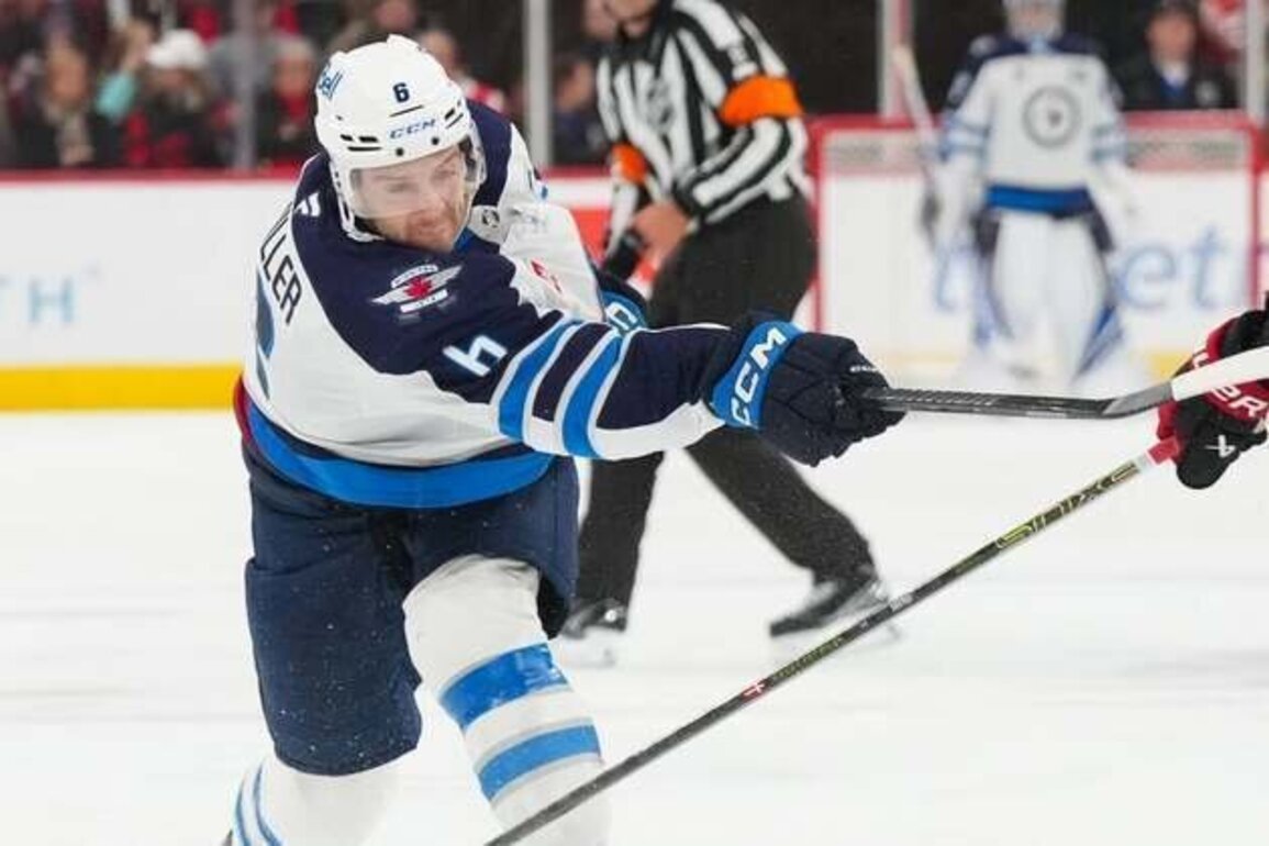 Jets D Colin Miller week-to-week following knee surgery