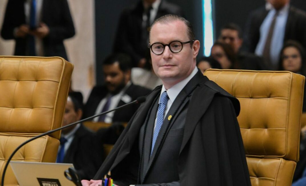 Ministro Cristiano Zanin, do STF