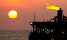 Greenpeace slams WA's gas path