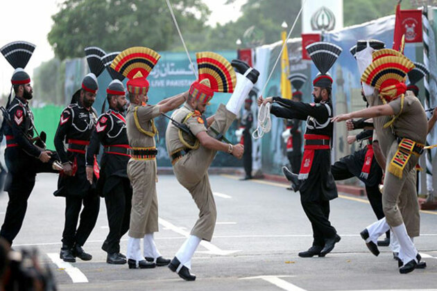 No Beating Retreat ceremonies at Attari, Hussainiwala, Sadqi check posts along Pak border till further orders: BSF