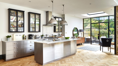 KBBG adds big brand distributor to its portfolio