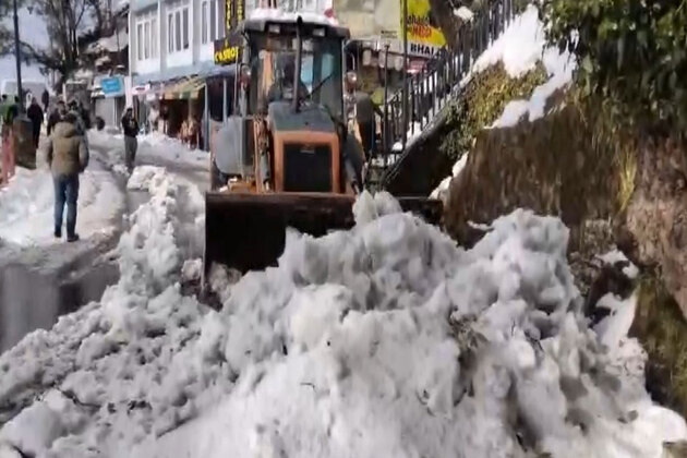 Himachal govt issues advisory as western disturbance triggers heavy snowfall, rain alert on January 26-28