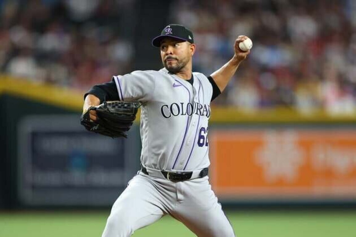 Rockies LHP Jose Quintana (elbow discomfort) exits start early