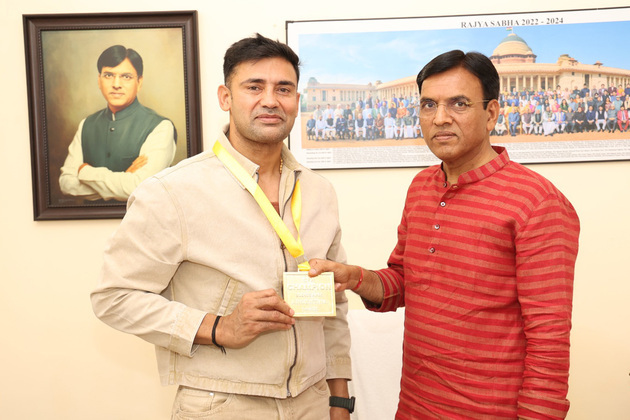 Sports Minister Mansukh Mandaviya hands over big responsibility to Sangram Singh