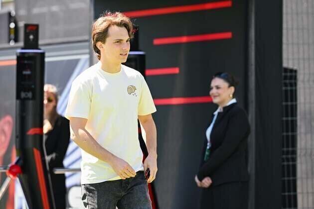 McLaren CEO expects Red Bull, others to be interested in Oscar Piastri